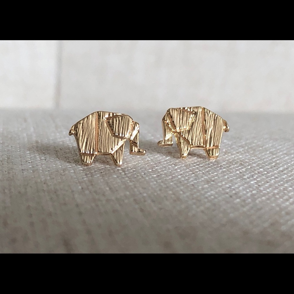Elephant Studs, gold earrings, animal earrings